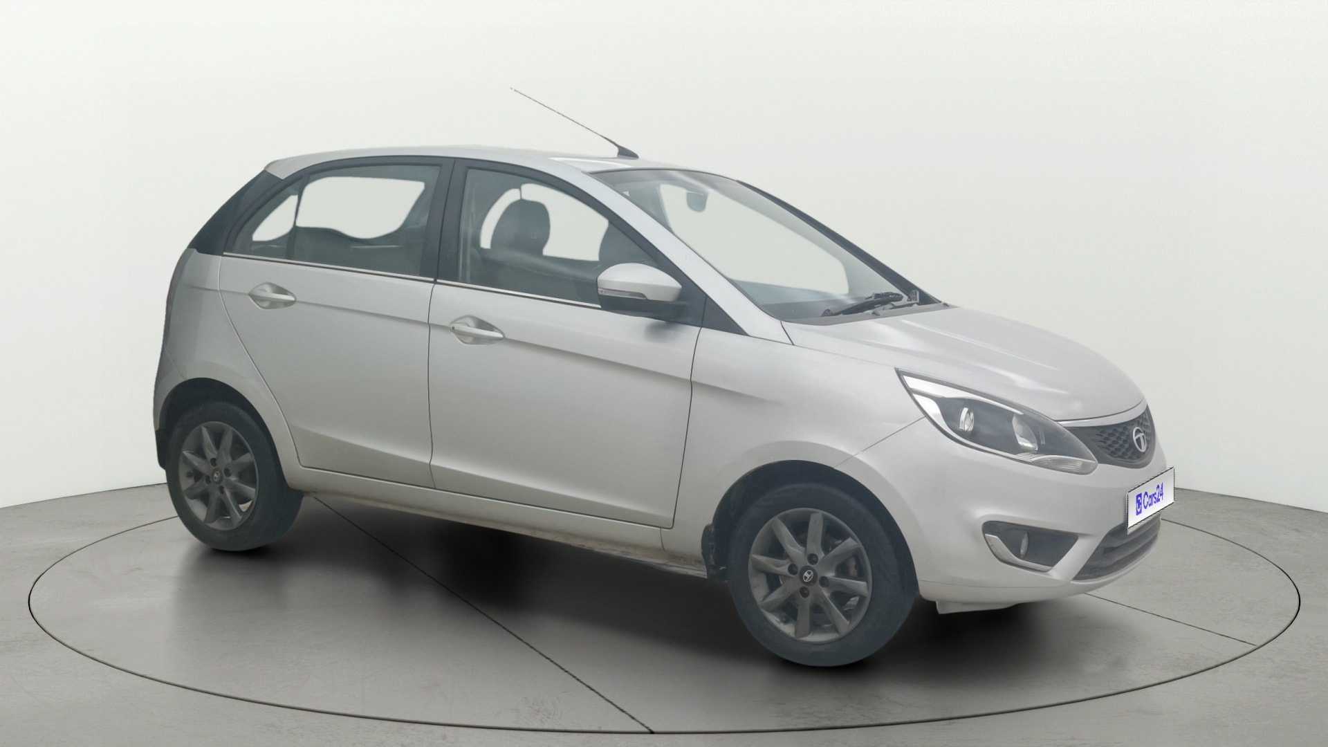 View 2015 Tata Bolt XE Quadrajet 75PS Diesel Image 22 Used 2015 Tata Bolt XE Quadrajet 75PS Diesel Image 22