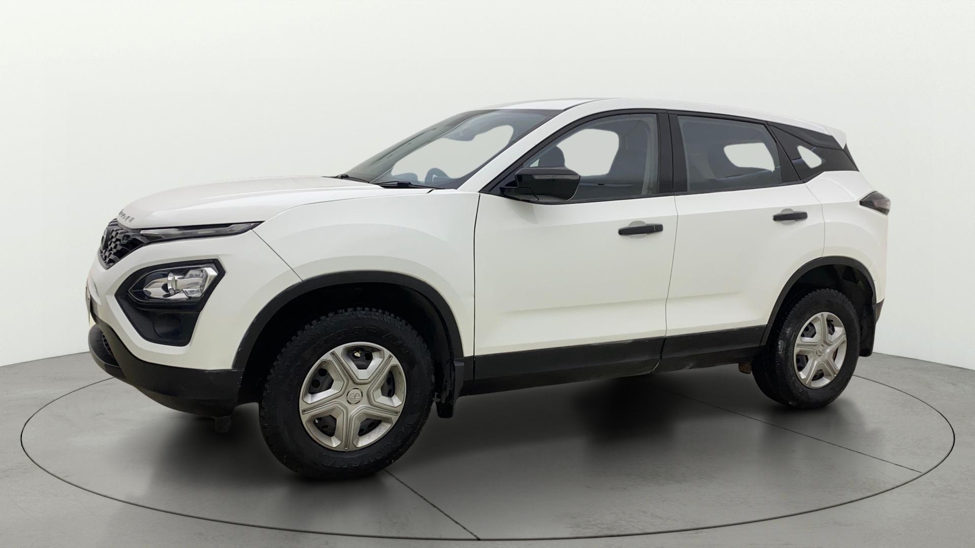 View 2023 Tata Harrier XE Image 35 Used 2023 Tata Harrier XE Image 35