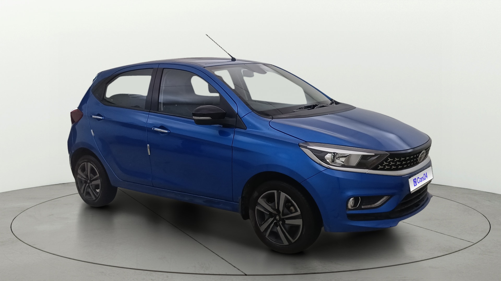 View 2024 Tata Tiago Revotorq XB Image 21 Used 2024 Tata Tiago Revotorq XB Image 21