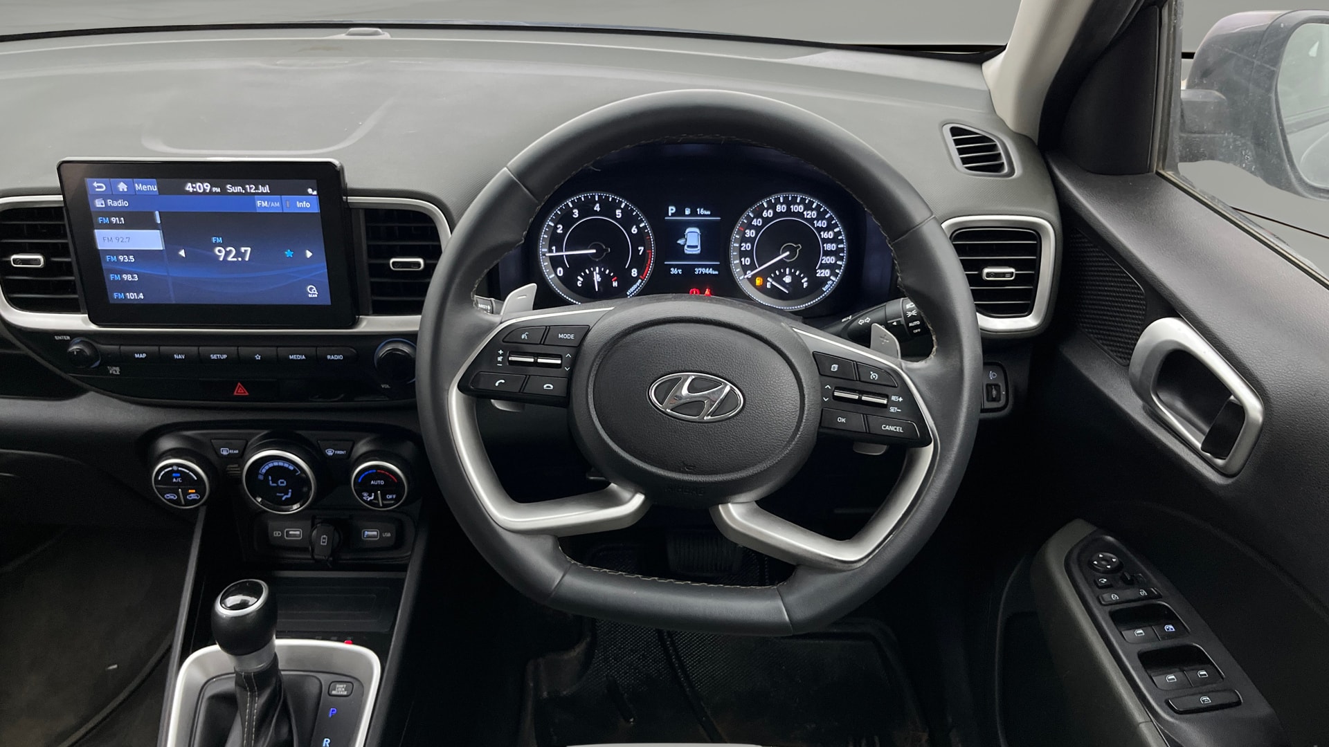 Used 2021 Hyundai Venue Used 2021 Hyundai Venue