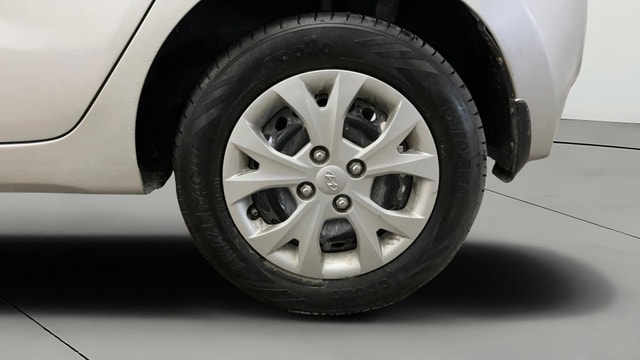 View Hyundai Grand i10 Image 11 Used Hyundai Grand i10 Image 11