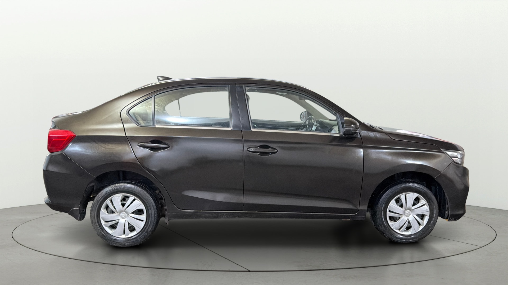 View 2018 Honda Amaze E MT Petrol BS IV Image 8 Used 2018 Honda Amaze E MT Petrol BS IV Image 8