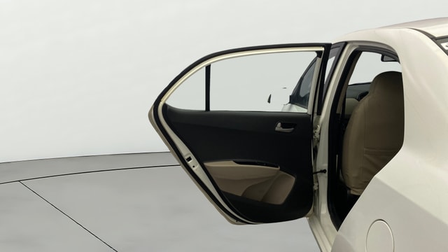 View Hyundai Xcent Image 14 Used Hyundai Xcent Image 14