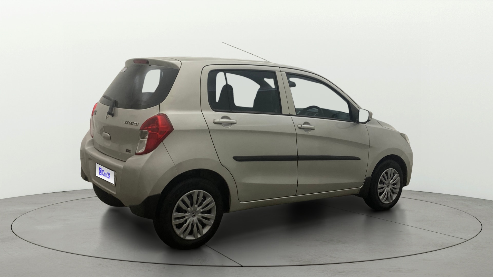 View 2017 Maruti Suzuki 1000 Base Variant Image 43 Used 2017 Maruti Suzuki 1000 Base Variant Image 43