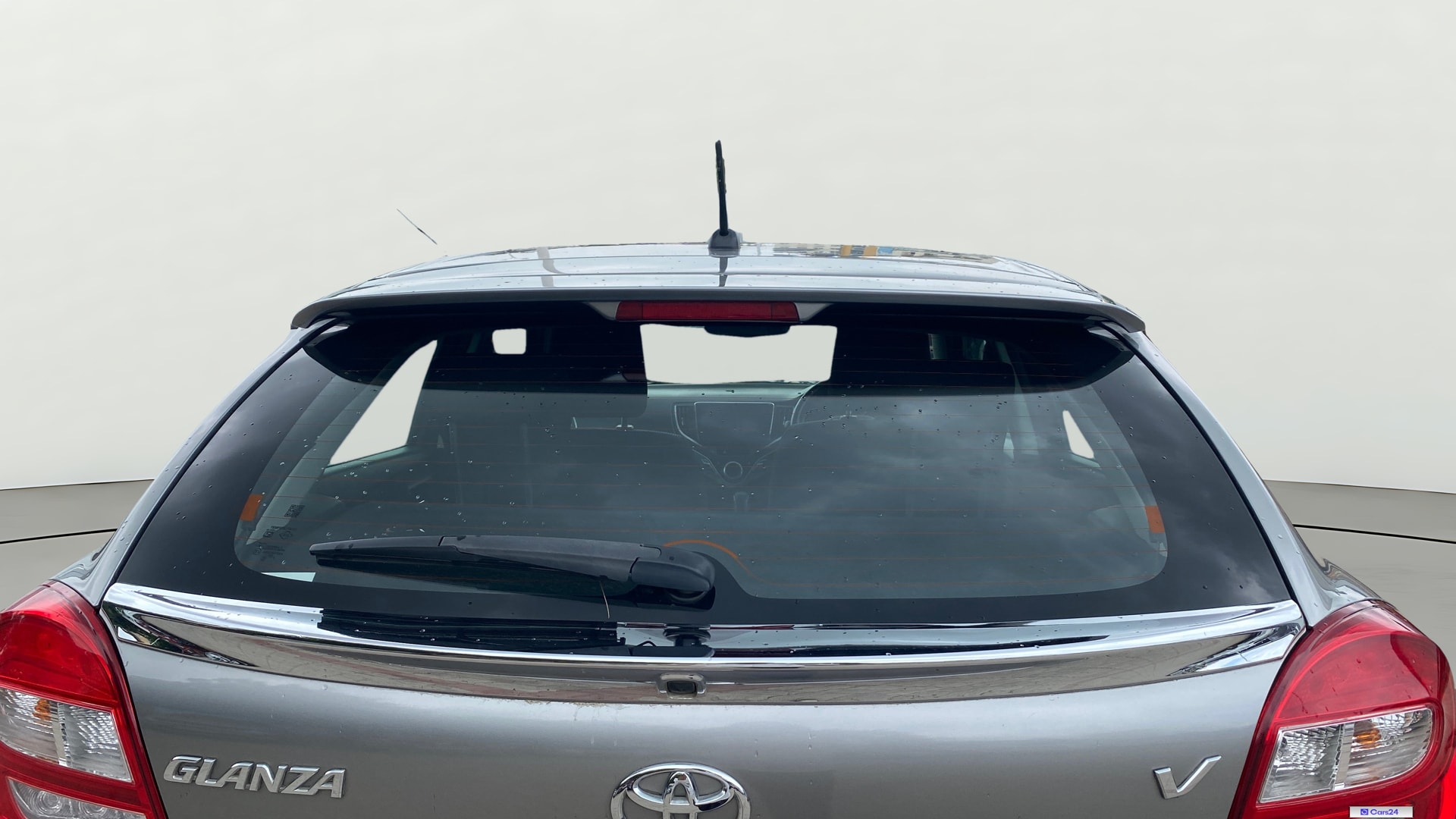 View 2019 Toyota Glanza V CVT Image 4 Used 2019 Toyota Glanza V CVT Image 4