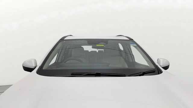 View Mahindra XUV700 Image 39 Used Mahindra XUV700 Image 39