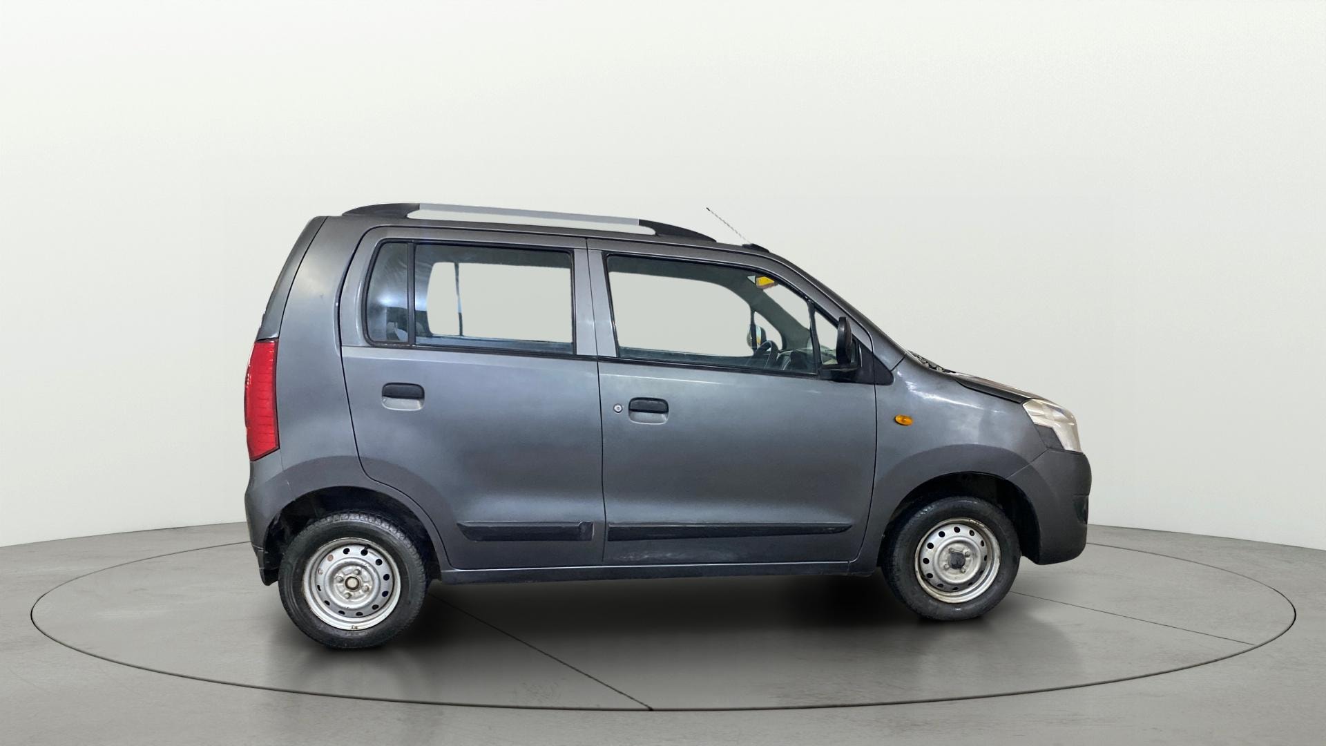 View 2017 Maruti Suzuki 1000 Base Variant Image 8 Used 2017 Maruti Suzuki 1000 Base Variant Image 8