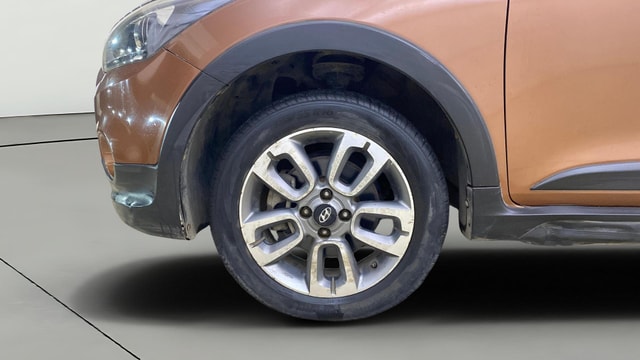 View Hyundai i20 Active Image 28 Used Hyundai i20 Active Image 28
