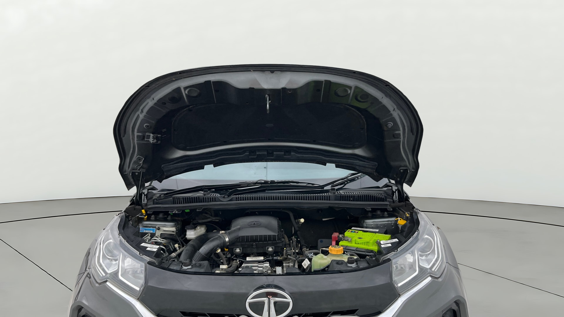 View 2021 Tata Nexon Revotron XZ Image 32 Used 2021 Tata Nexon Revotron XZ Image 32