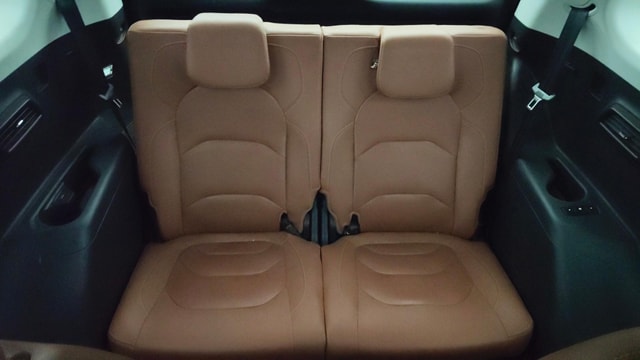 View MG Hector Plus Image 10 Used MG Hector Plus Image 10