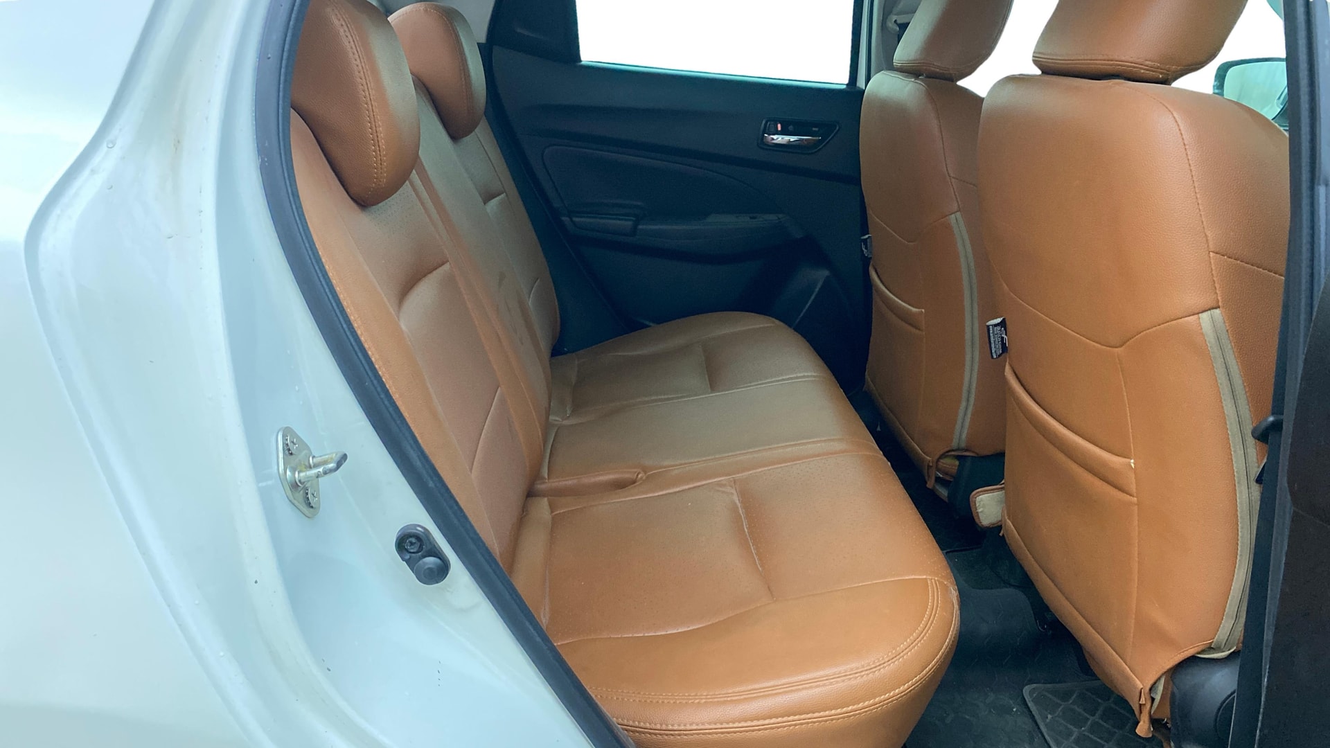 View 2018 Maruti Suzuki 1000 Base Variant Image 28 Used 2018 Maruti Suzuki 1000 Base Variant Image 28