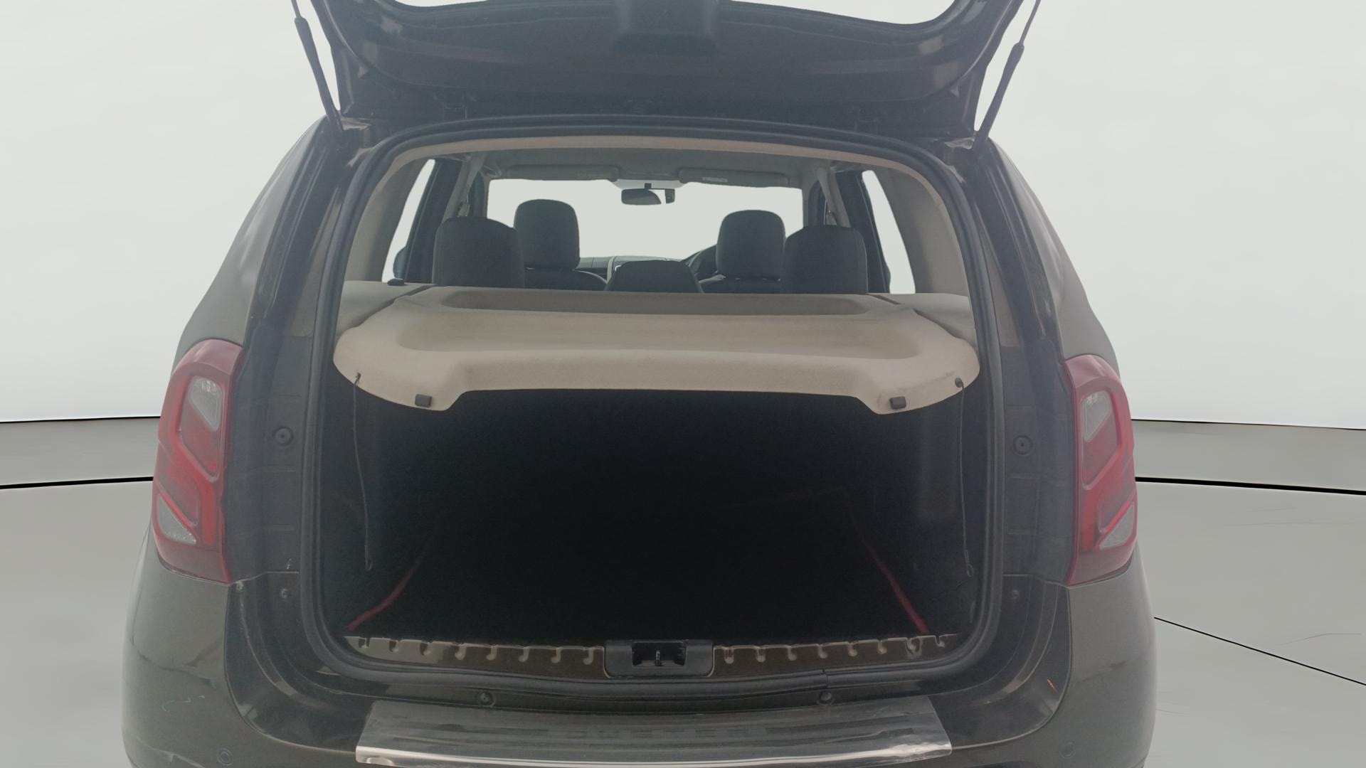 View 2020 Renault Duster 1.3L Turbo Petrol RXS Image 36 Used 2020 Renault Duster 1.3L Turbo Petrol RXS Image 36
