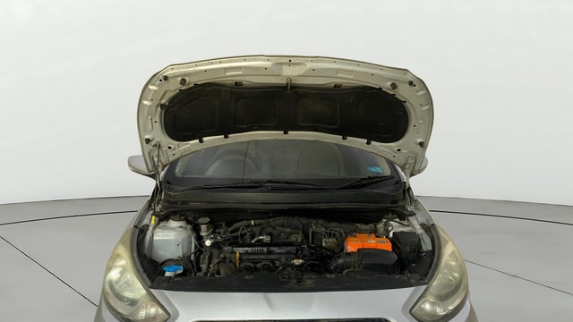 View Hyundai Fluidic Verna Image 31 Used Hyundai Fluidic Verna Image 31