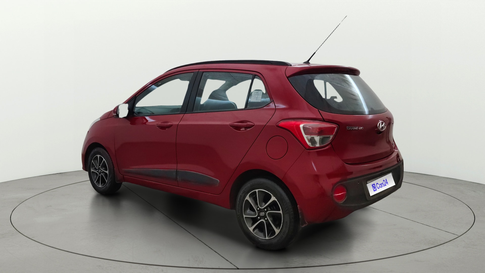 View 2017 Hyundai Grand i10 1.2 Sportz Petrol AT Image 2 Used 2017 Hyundai Grand i10 1.2 Sportz Petrol AT Image 2
