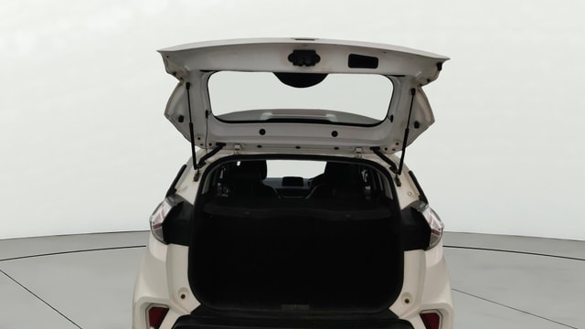 View Tata Nexon Image 17 Used Tata Nexon Image 17