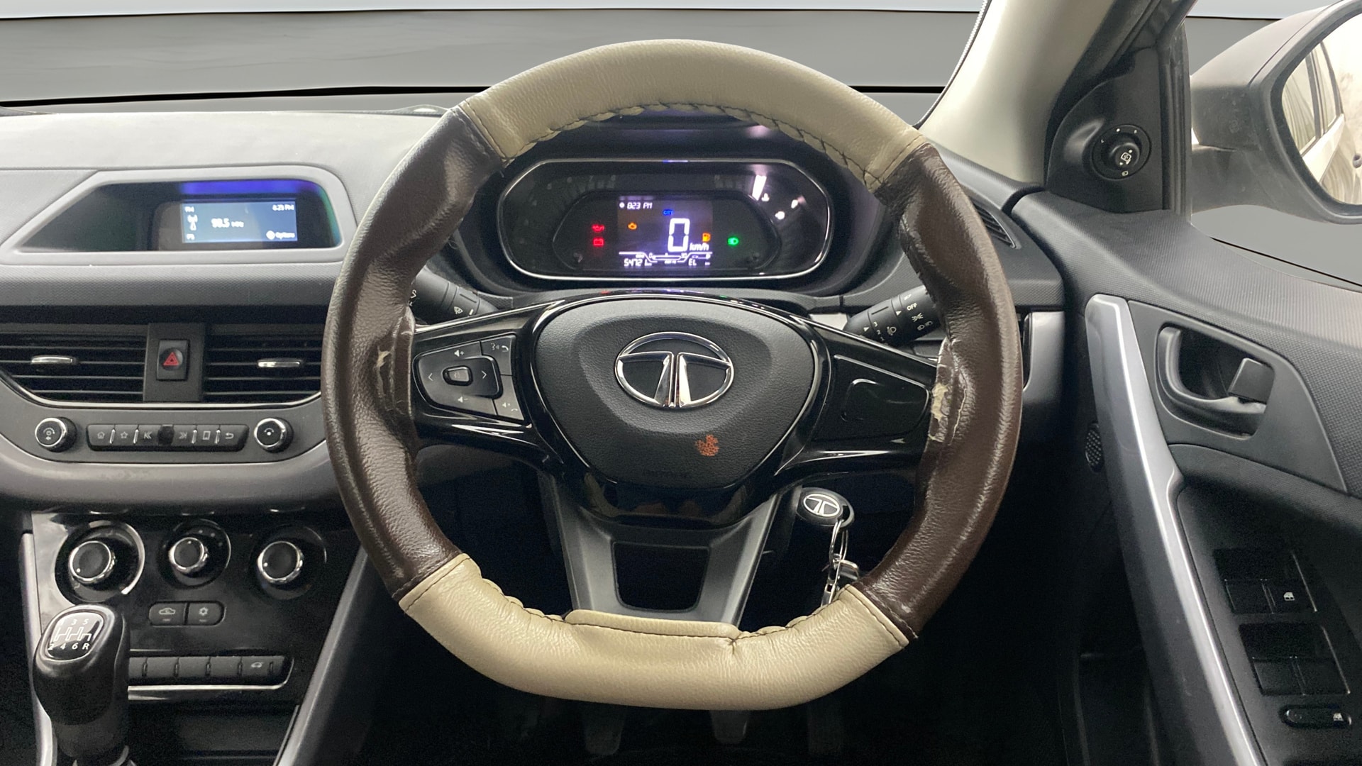 Used 2022 Tata Nexon Used 2022 Tata Nexon