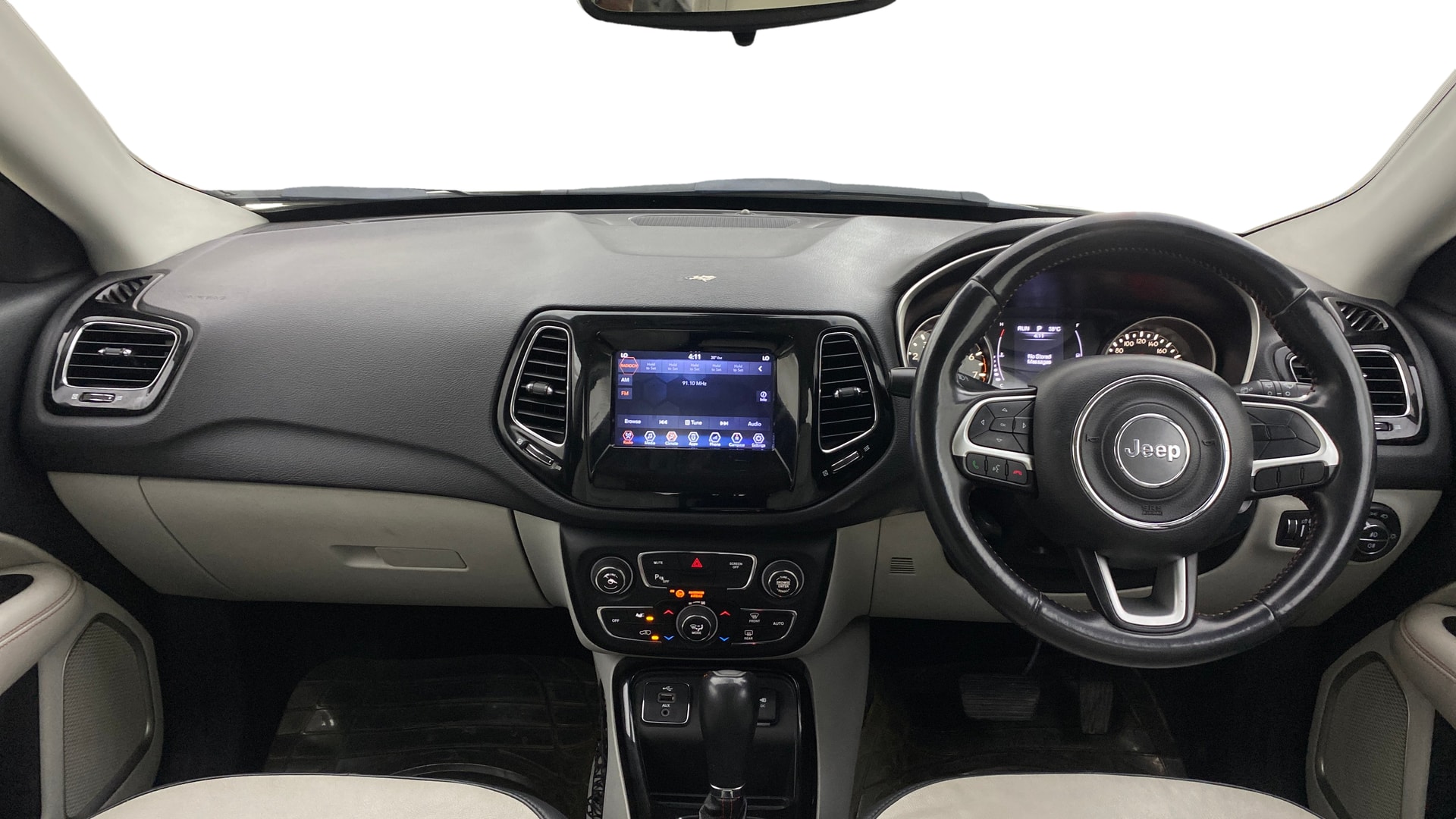 View 2020 Jeep Compass Limited 1.4 Multi AIR Petrol DDCT AT BS IV Image 30 Used 2020 Jeep Compass Limited 1.4 Multi AIR Petrol DDCT AT BS IV Image 30