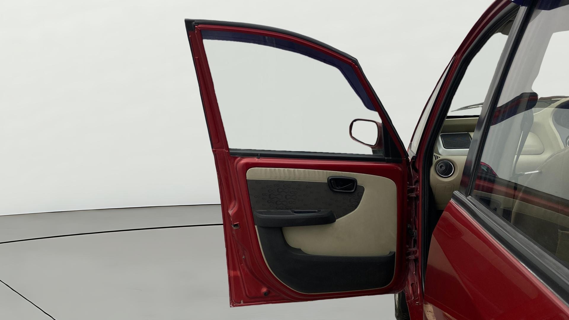 View 2015 Tata Nano Twist XT Image 31 Used 2015 Tata Nano Twist XT Image 31
