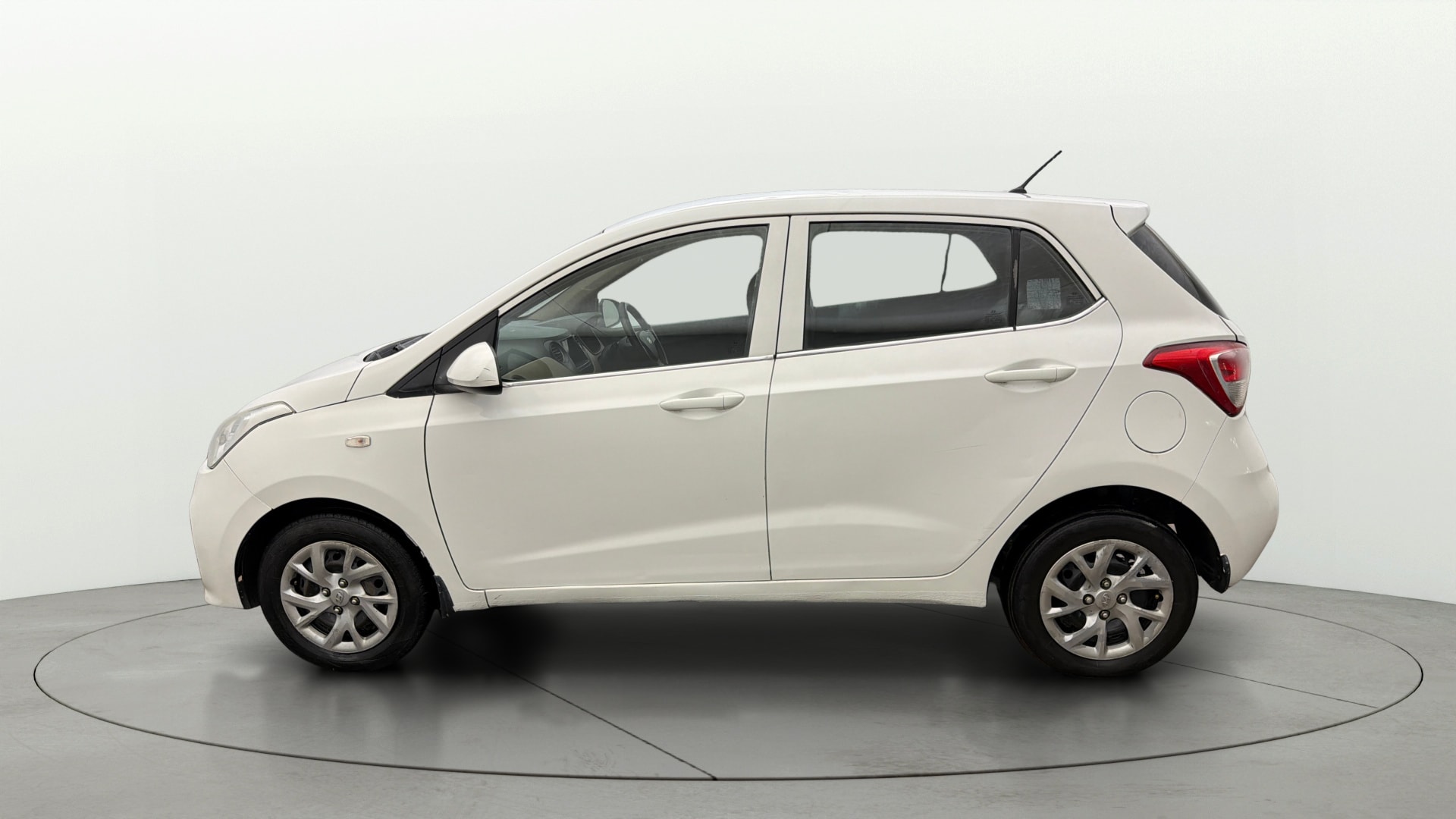 Used 2017 Hyundai Grand i10 Used 2017 Hyundai Grand i10