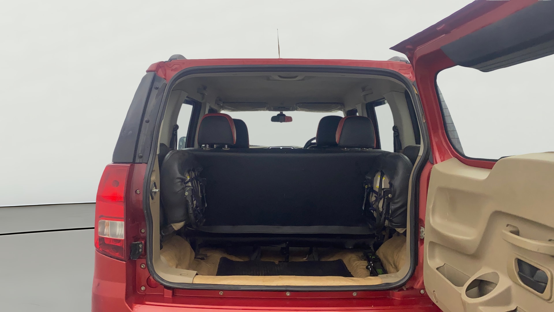 Used 2017 Mahindra TUV300 Used 2017 Mahindra TUV300