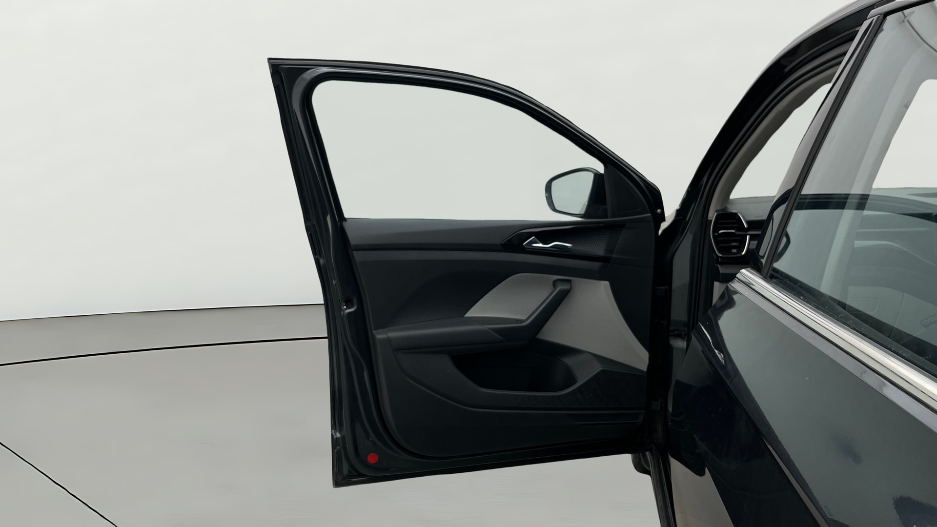 View 2022 Skoda Kushaq Style 1.5 TSI AT Image 38 Used 2022 Skoda Kushaq Style 1.5 TSI AT Image 38