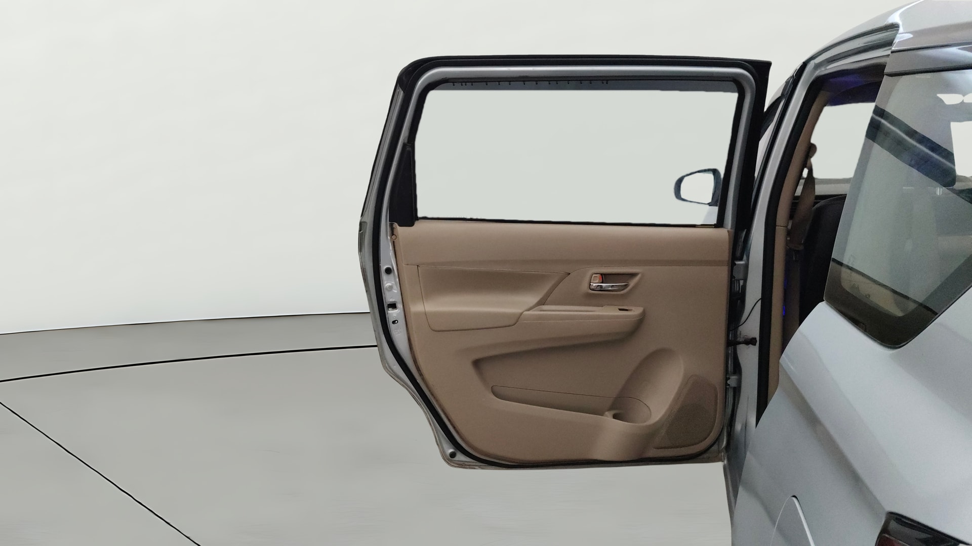 View 2023 Maruti Suzuki 1000 Base Variant Image 23 Used 2023 Maruti Suzuki 1000 Base Variant Image 23
