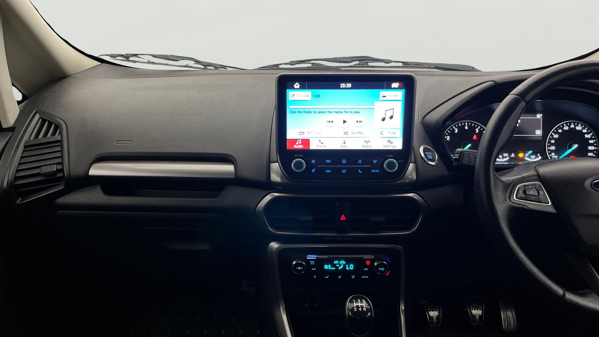 View 2019 Ford EcoSport 1.5 TDCi Diesel Ambiente BS IV Image 17 Used 2019 Ford EcoSport 1.5 TDCi Diesel Ambiente BS IV Image 17