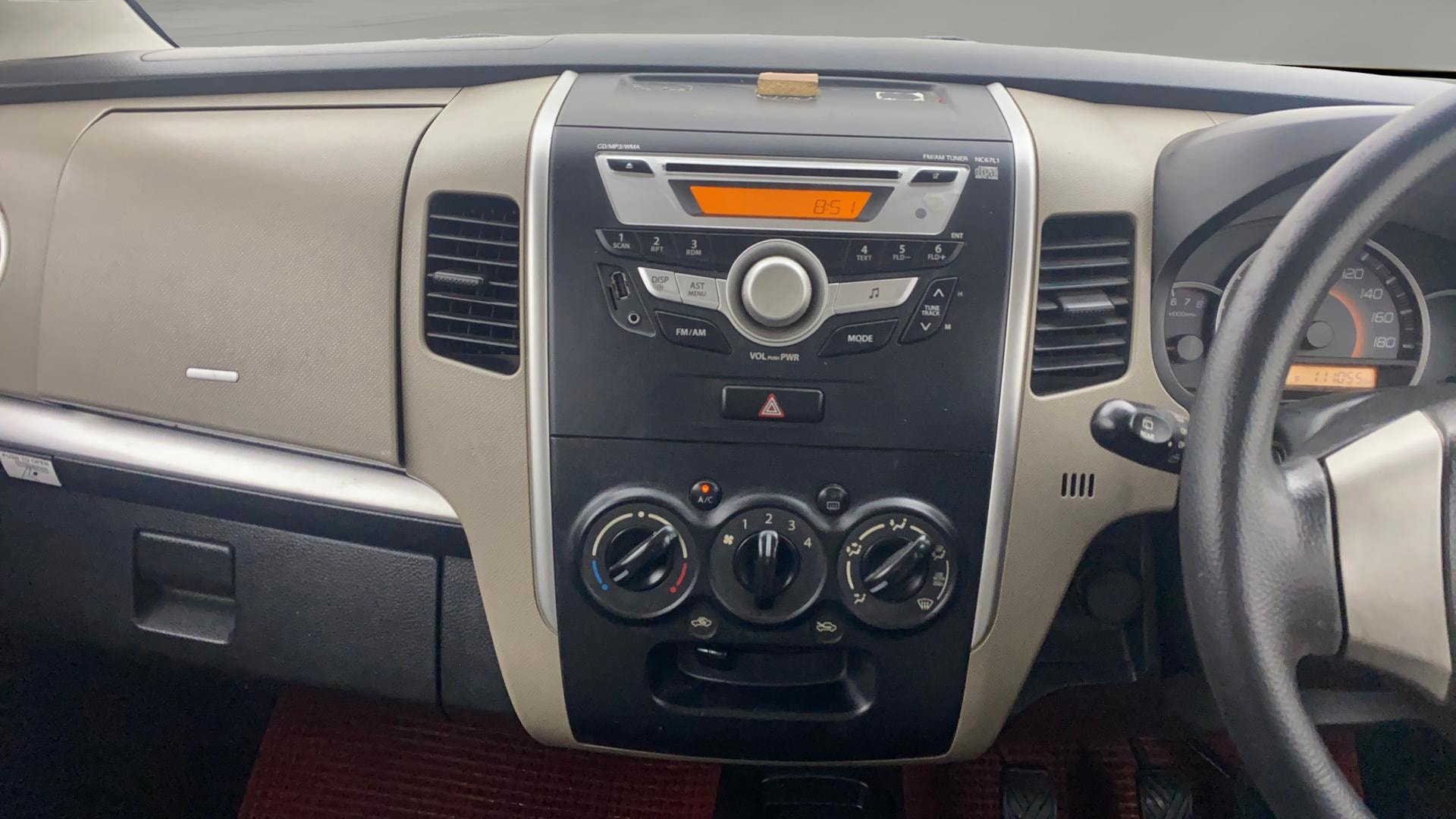 View 2016 Maruti Suzuki 1000 Base Variant Image 31 Used 2016 Maruti Suzuki 1000 Base Variant Image 31