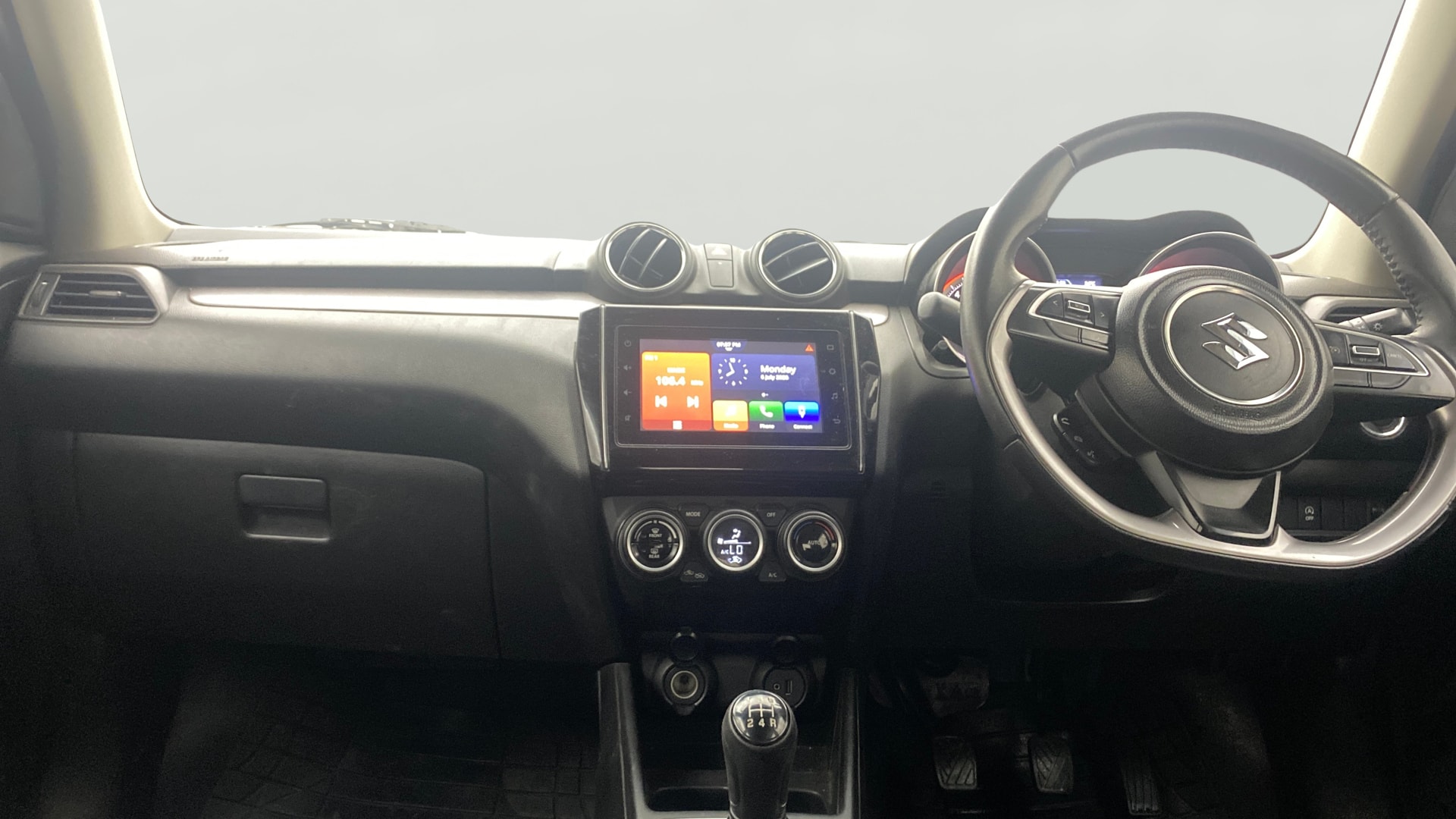 View 2022 Maruti Suzuki 1000 Base Variant Image 18 Used 2022 Maruti Suzuki 1000 Base Variant Image 18