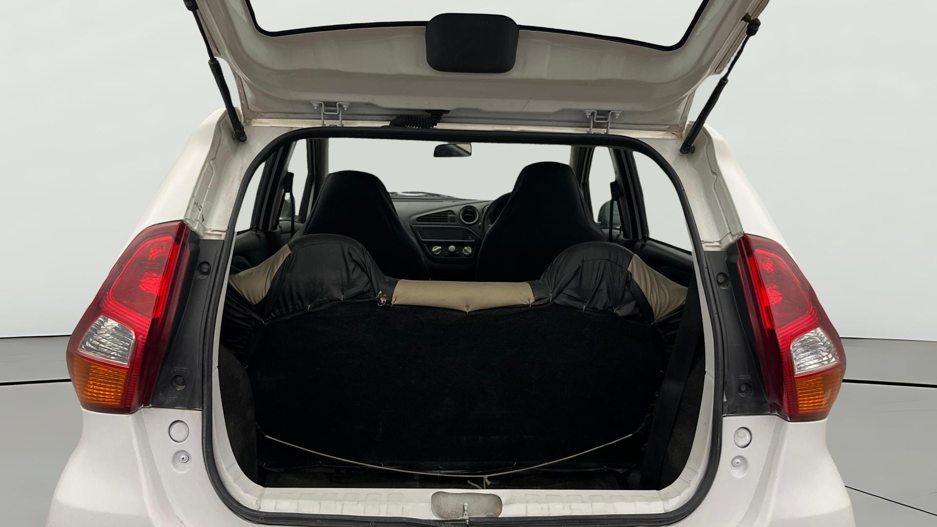 View 2018 Datsun Redi GO T(O)-0.8L BS IV Image 37 Used 2018 Datsun Redi GO T(O)-0.8L BS IV Image 37