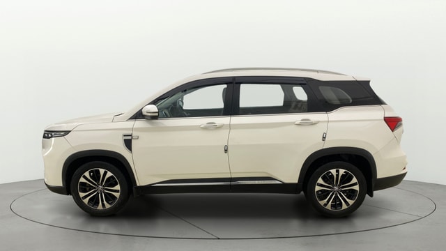 View MG Hector Plus Image 28 Used MG Hector Plus Image 28