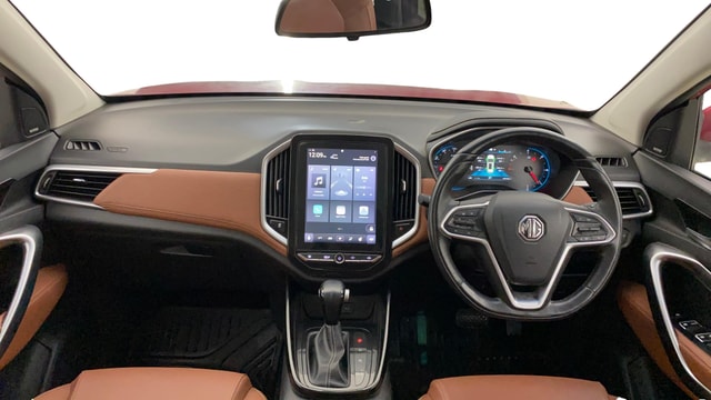 View MG Hector Plus Image 32 Used MG Hector Plus Image 32