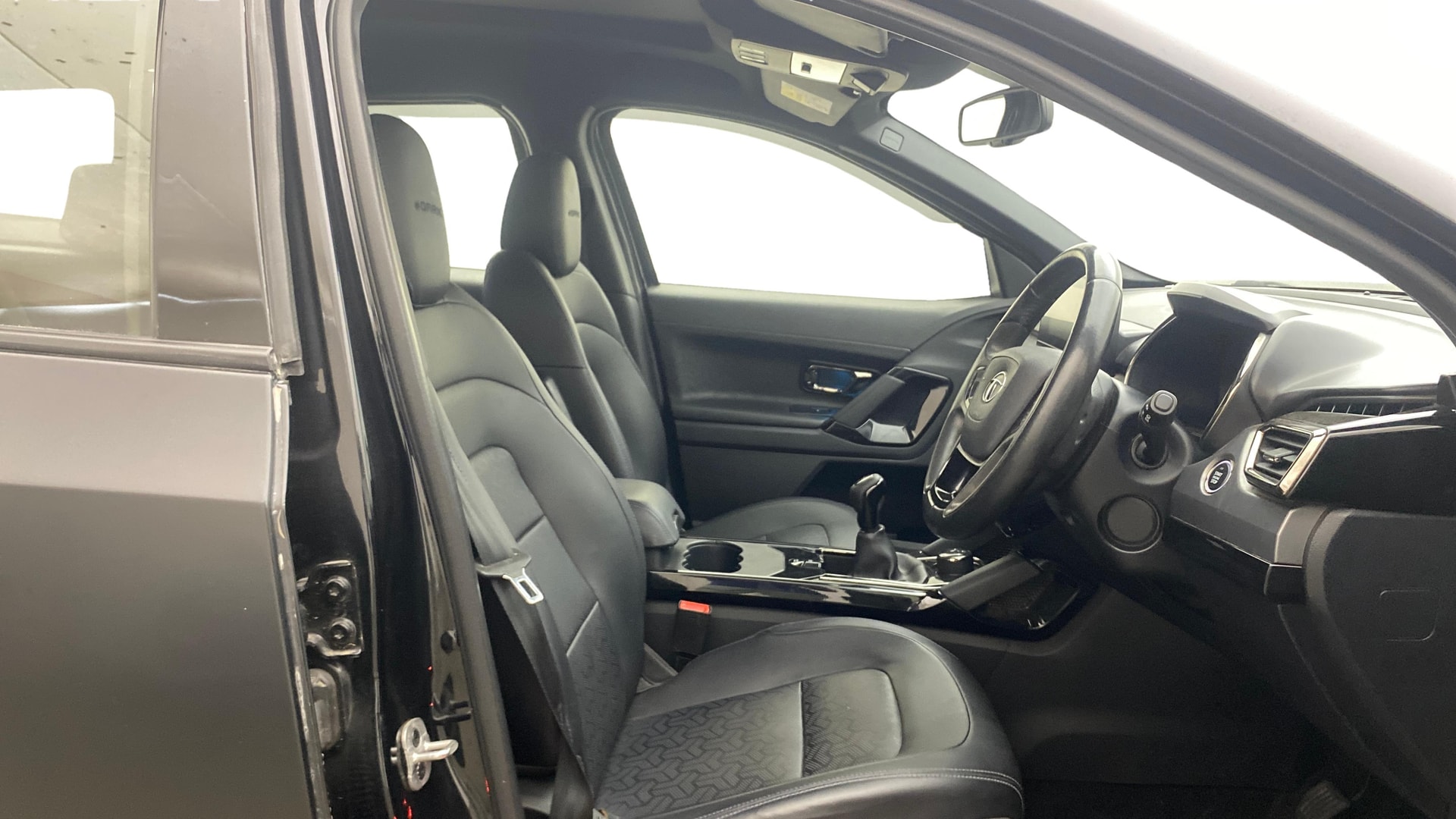 Used 2022 Tata Safari Used 2022 Tata Safari