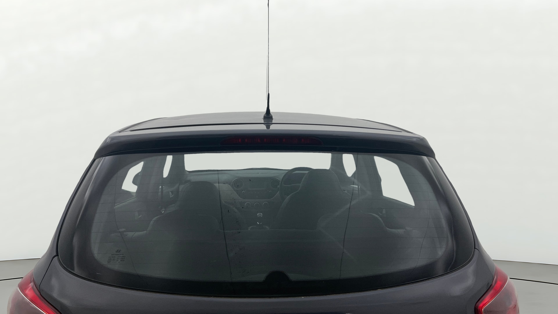 View 2017 Hyundai Grand i10 Sportz 1.2 Kappa Image 5 Used 2017 Hyundai Grand i10 Sportz 1.2 Kappa Image 5
