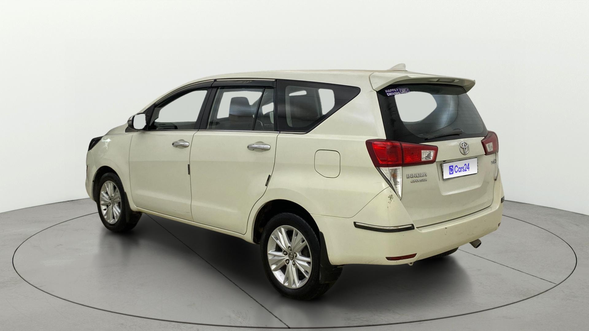 View 2018 Toyota Innova Crysta 2.8 ZX AT 7-Seater Image 2 Used 2018 Toyota Innova Crysta 2.8 ZX AT 7-Seater Image 2