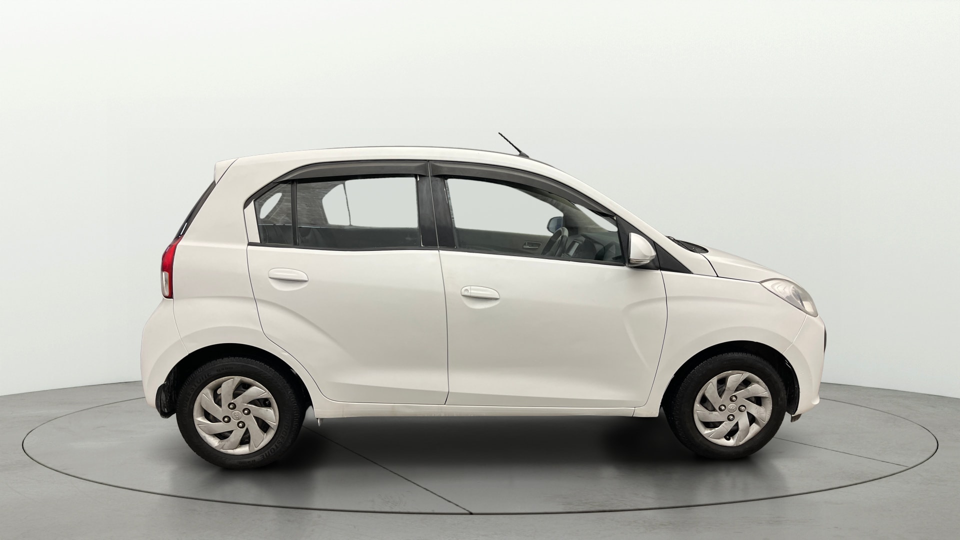 View 2019 Hyundai New Santro Sportz CNG Image 8 Used 2019 Hyundai New Santro Sportz CNG Image 8