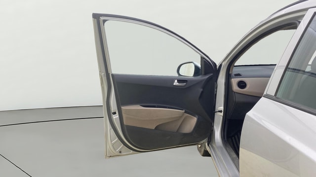 View Hyundai Grand i10 Image 30 Used Hyundai Grand i10 Image 30