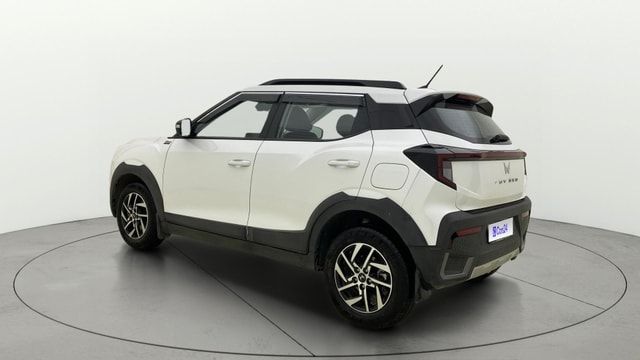 View Mahindra XUV 3XO Image 2 Used Mahindra XUV 3XO Image 2