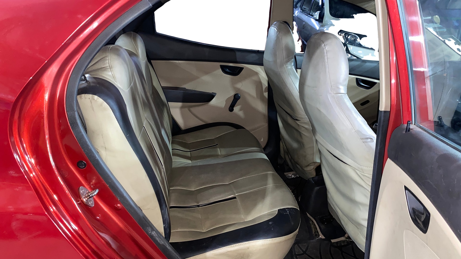 Used 2014 Hyundai EON Used 2014 Hyundai EON