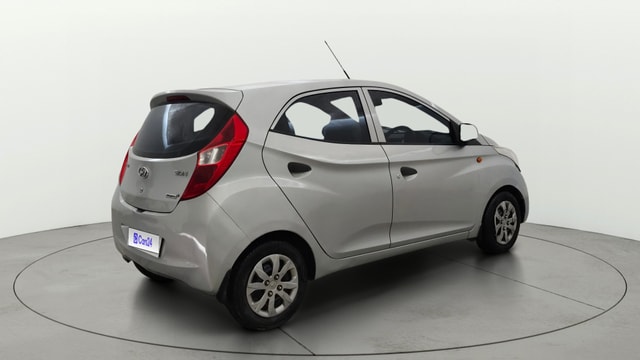 View Hyundai EON Image 41 Used Hyundai EON Image 41