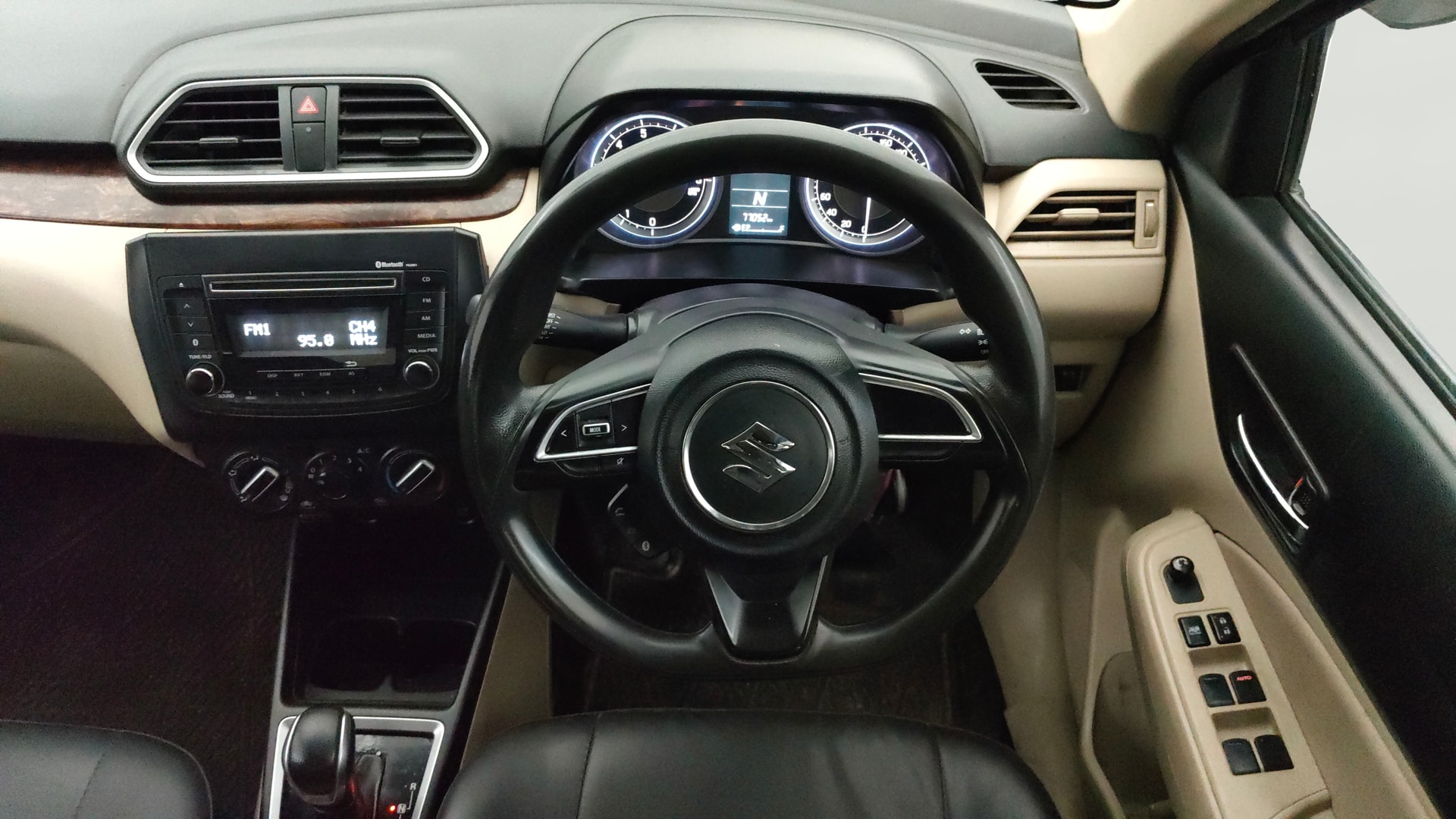 View 2019 Maruti Suzuki 1000 Base Variant Image 20 Used 2019 Maruti Suzuki 1000 Base Variant Image 20