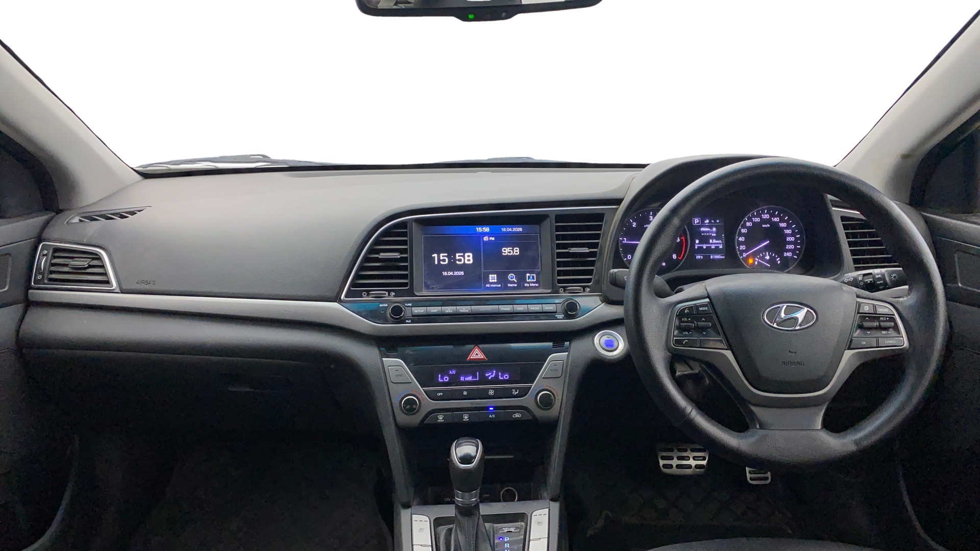 View 2018 Hyundai Elantra 1.6 CRDi S Image 30 Used 2018 Hyundai Elantra 1.6 CRDi S Image 30