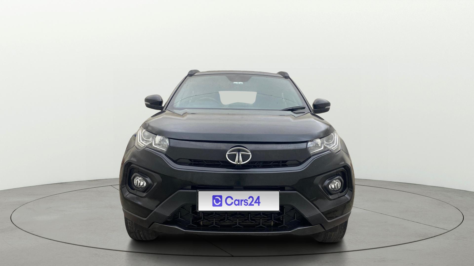 View 2023 Tata Nexon Revotron XE Image 1 Used 2023 Tata Nexon Revotron XE Image 1
