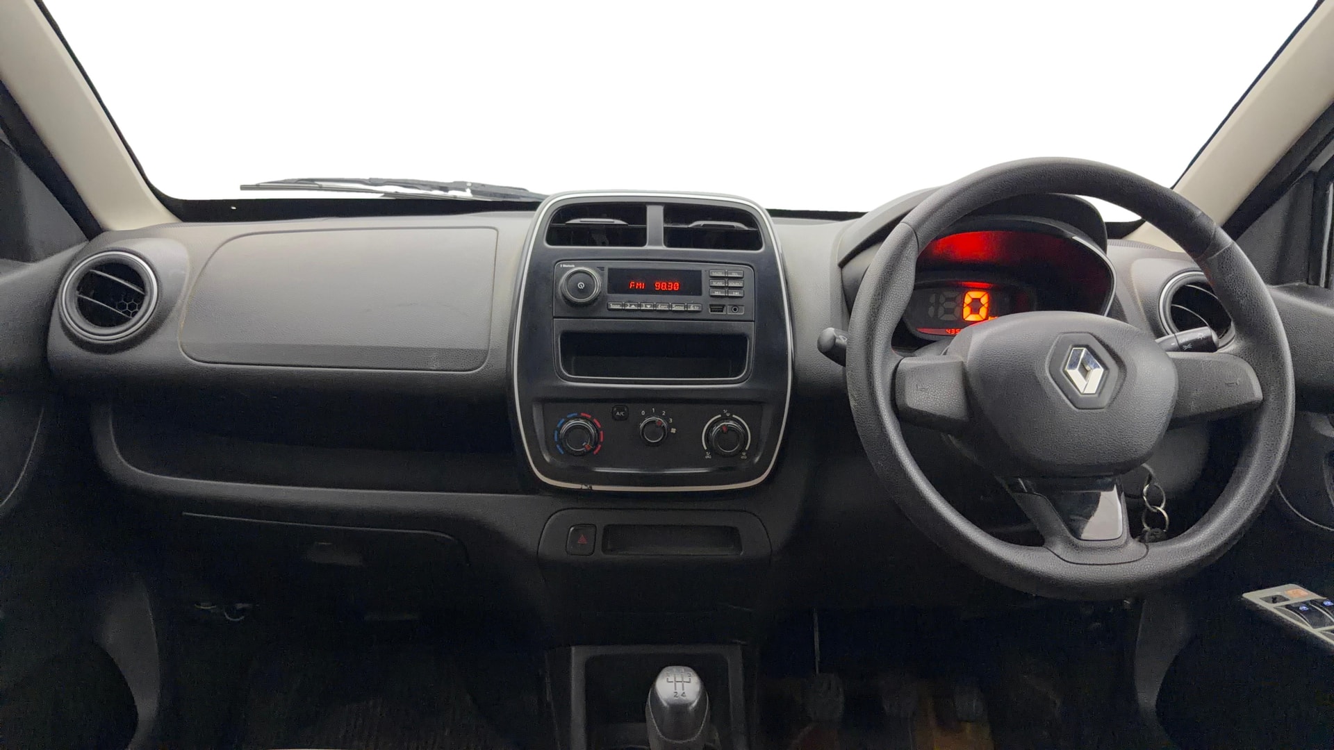 View 2017 Renault Kwid RXL Image 15 Used 2017 Renault Kwid RXL Image 15