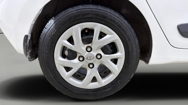 View Hyundai Grand i10 Image 24 Used Hyundai Grand i10 Image 24