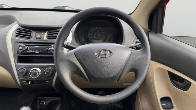 View Hyundai EON Image 12 Used Hyundai EON Image 12