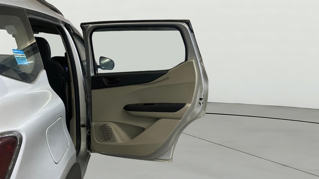 View Renault Triber Image 7 Used Renault Triber Image 7