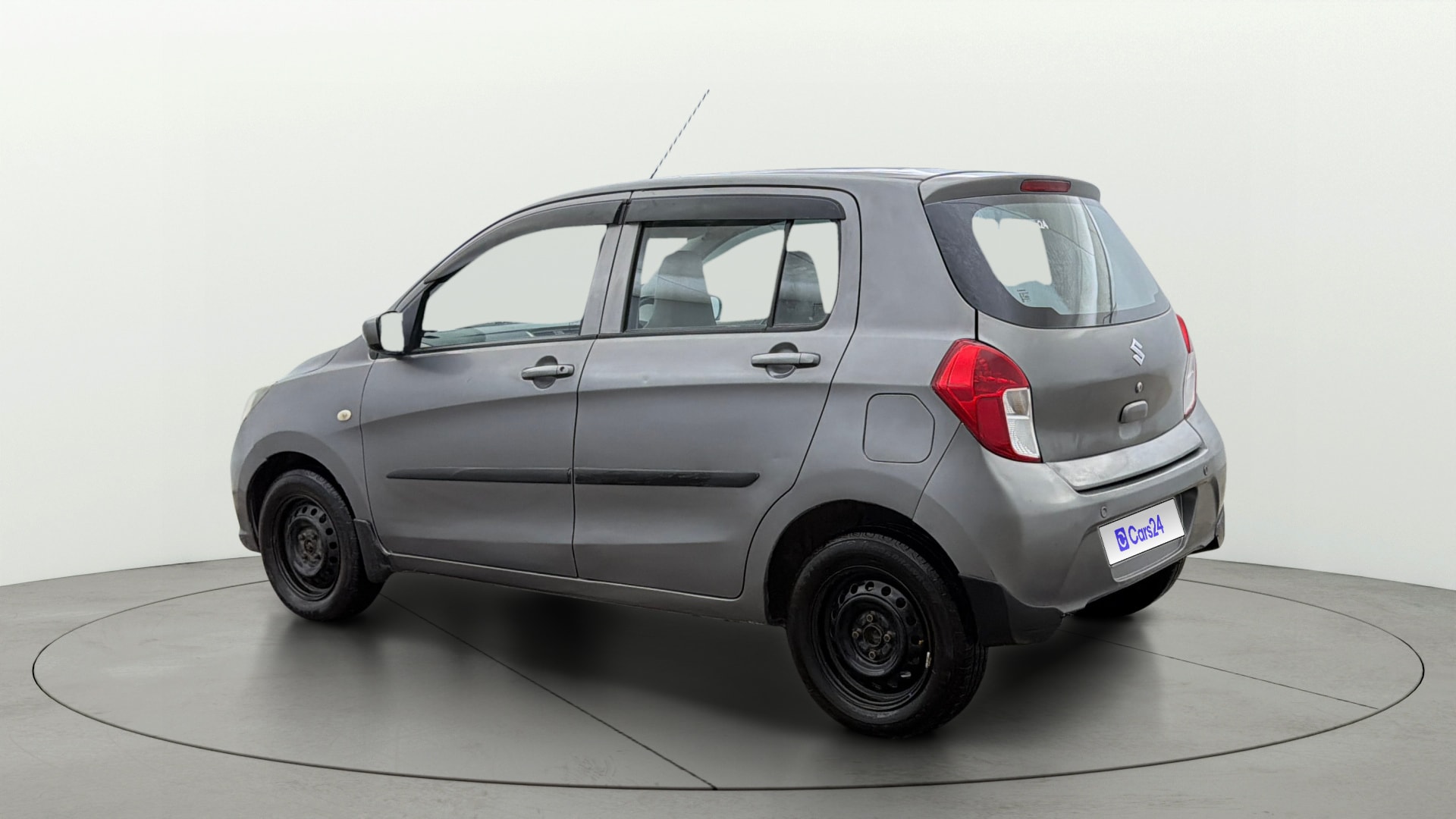 View 2019 Maruti Suzuki 1000 Base Variant Image 2 Used 2019 Maruti Suzuki 1000 Base Variant Image 2
