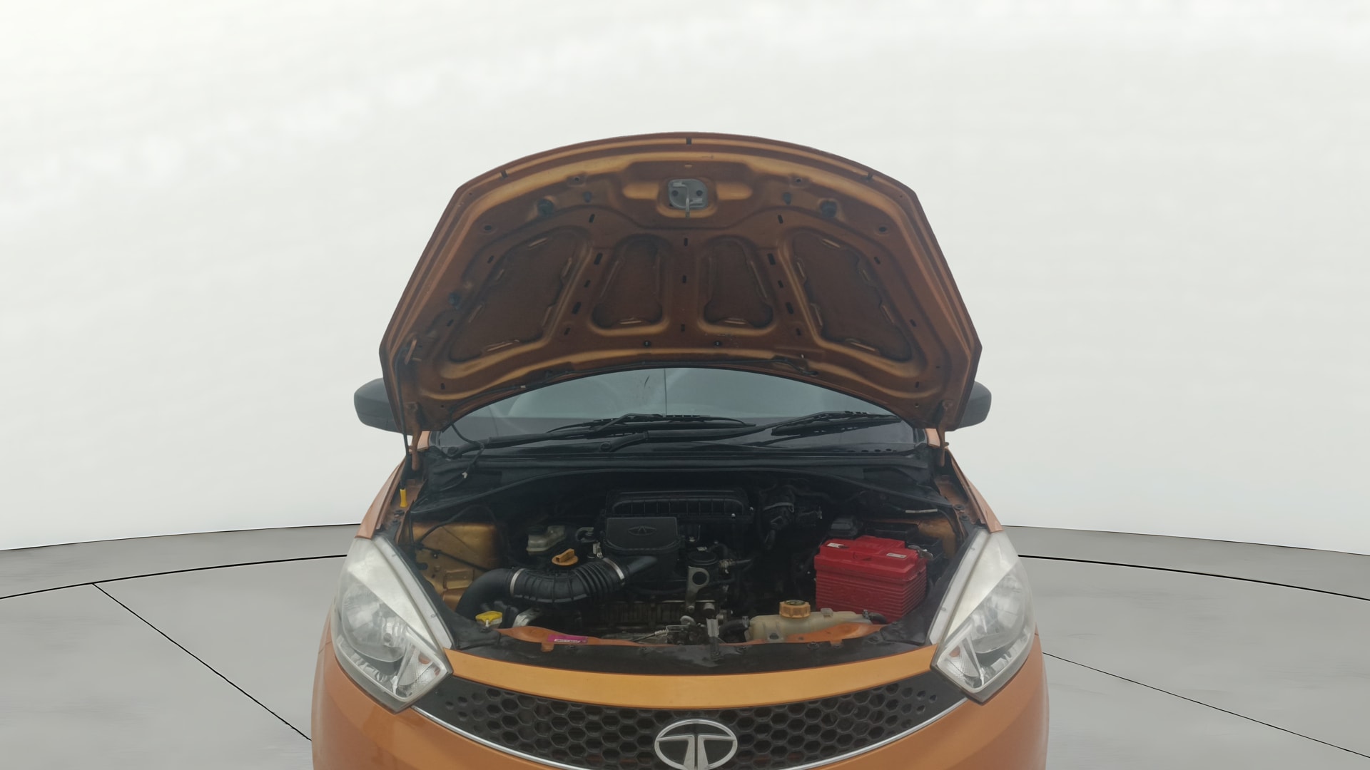 View 2018 Tata Tiago Revotorq XB Image 18 Used 2018 Tata Tiago Revotorq XB Image 18