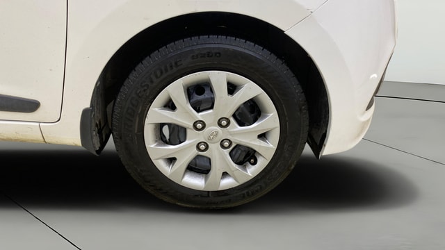 View Hyundai Grand i10 Image 39 Used Hyundai Grand i10 Image 39